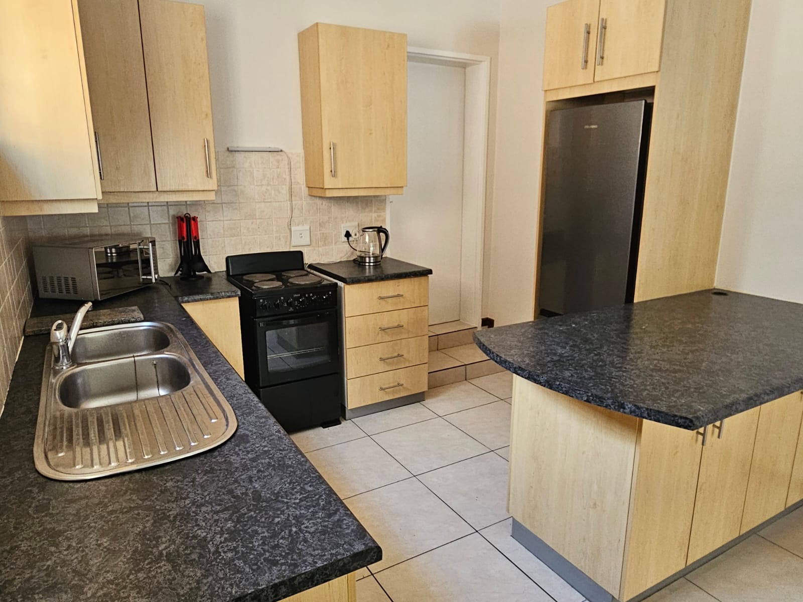 Heron Hideaway dining area